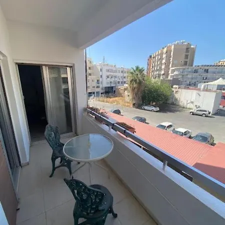 Apartment Triton Finikoudes *