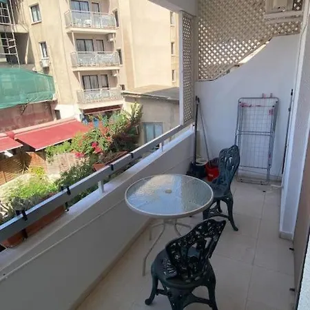 Triton Finikoudes Apartamento Lárnaca